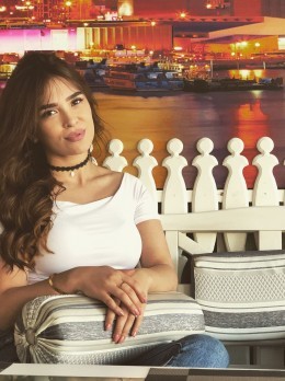 JIYA - Escort InnaPornstar | Girl in Dubai