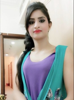 Sanam - service Mistress