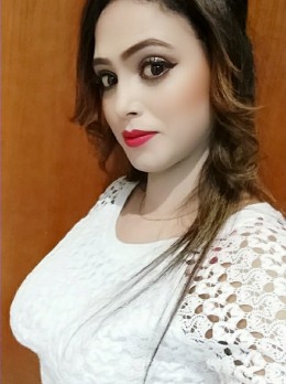 Escort in Dubai - Indian Model Sonam