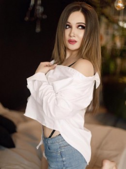 Fiza - Escort in Dubai - clother size Medium