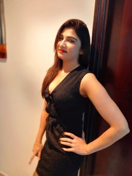 Neha - Escort in Dubai - eyes Gray