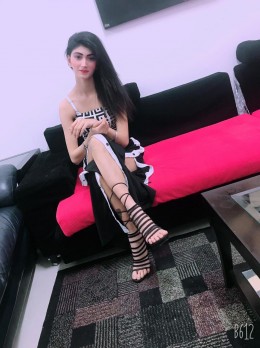 Alizee - Escort Akansha | Girl in Dubai