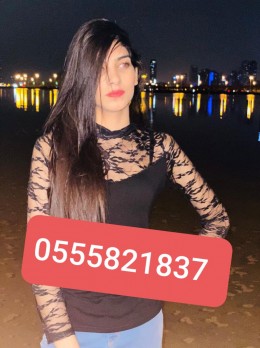 Komal - Escort in Dubai - bust size C